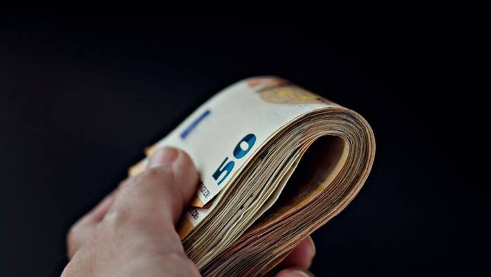 Vastu Tips- follow those vastu tips to control expenses Vastu Tips- follow those vastu tips to control expenses