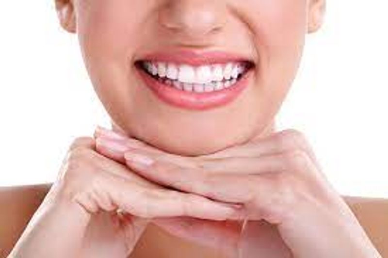 Must follow this tips for sparkling white teeth full details are here
