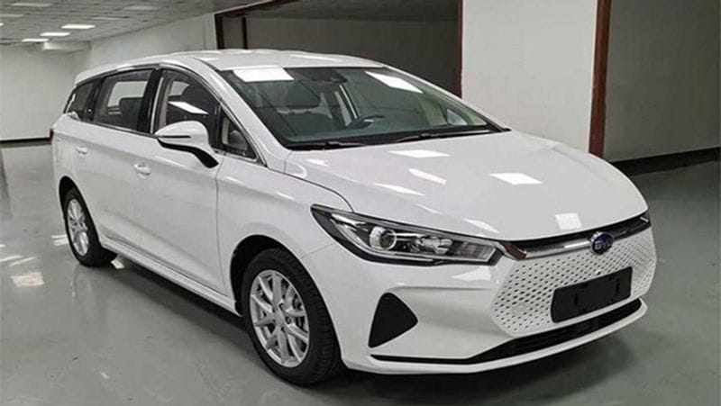 BYD E6 car will give the feel of a traveler vehicle On a single charge, it will run 520 KM View Features and Price