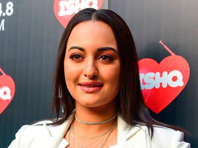 Photos before and after pictures of Sonakshi Sinha that inspire us to hit the gym