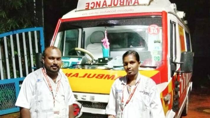 On the way to the hospital, woman gives birth to a baby boy in Kaniv 108 ambulance On the way to the hospital, woman gives birth to a baby boy in Kaniv 108 ambulance