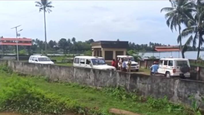 plustwo student gang raped in Alappuzha on way back from school at Muttar plustwo student gang raped in Alappuzha on way back from school at Muttar