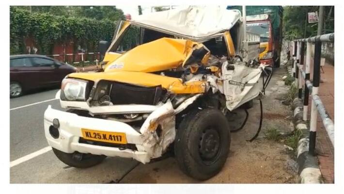 accident one dead in thiruvananthapuram kilimanoor accident one dead in thiruvananthapuram kilimanoor