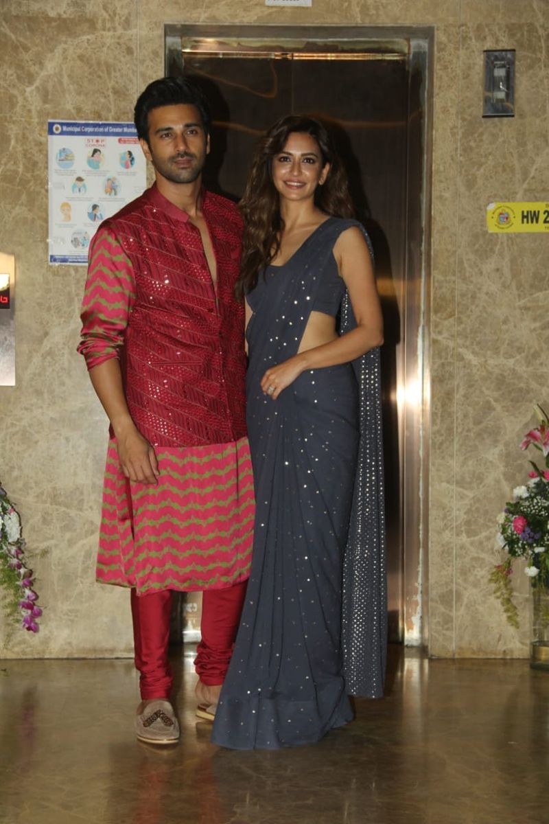 Diwali 2021: Salman Khan, Iulia Vantur, Ekta Kapoor and more at Ramesh Taurani's festive party RCB