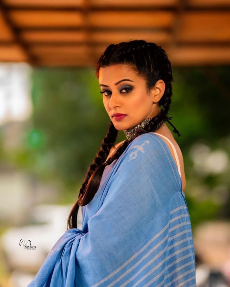 Actress Priyamani mesmerizing poses in Blue saree