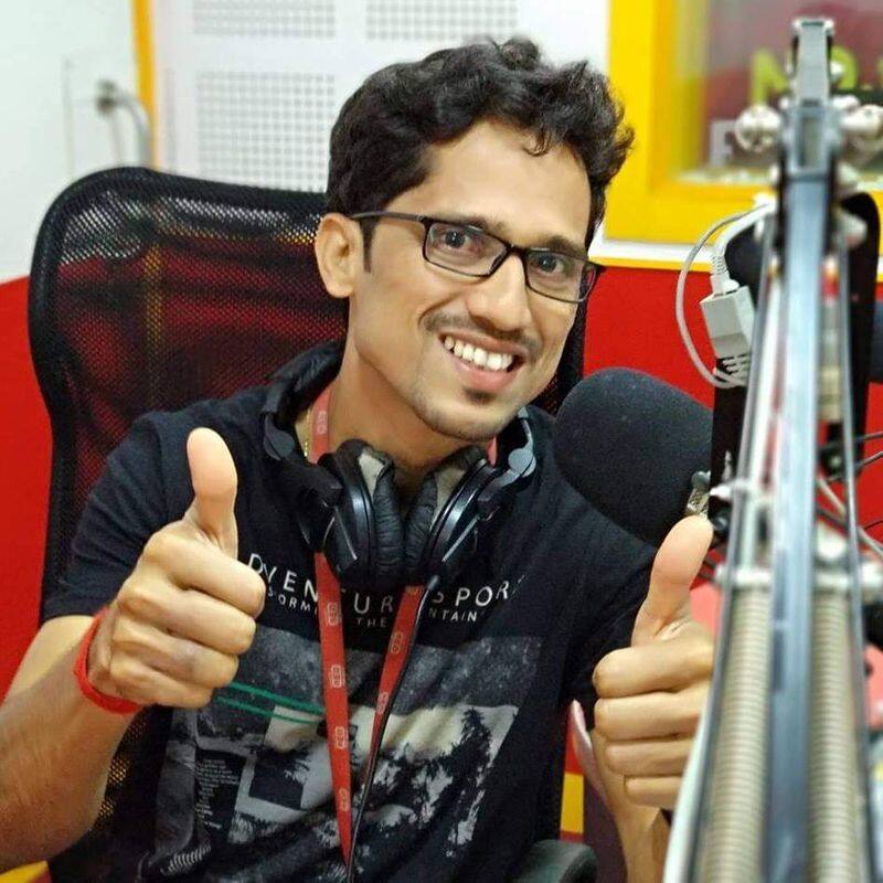 RJ Prasanna leading radio jockey in Mangaluru doing same show from past 12 years dpl