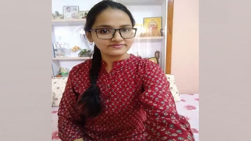 Surbhi Pareek of Bikaner topper in REET 2021 Know who Surbhi is and how she prepared for exam