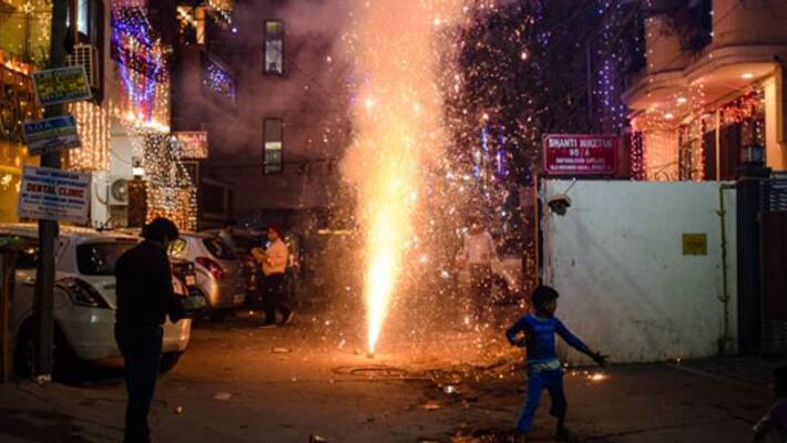 31 people suffer eye injury due to fireworks on Diwali in Telangana 31 people suffer eye injury due to fireworks on Diwali in Telangana