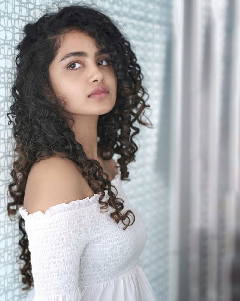 Anupama Parameswaran diwali photoshoot