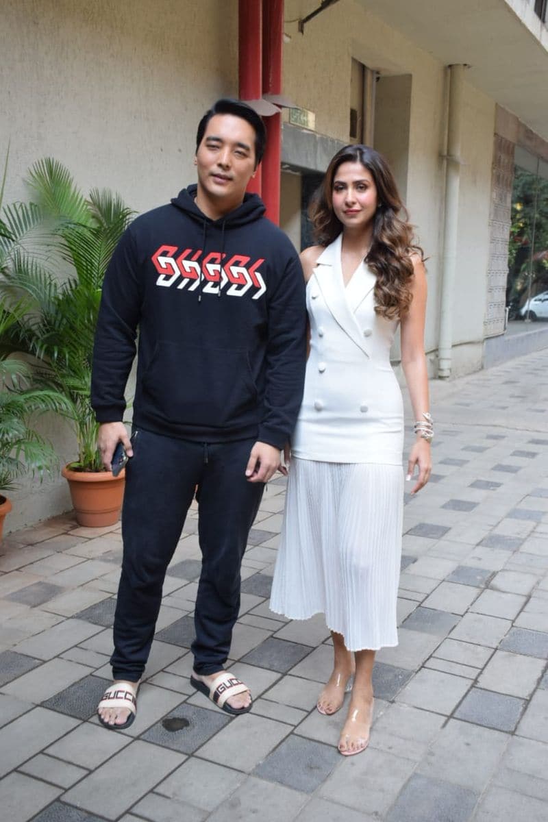 Photos Ananya Pandey, Sara Ali Khan, Janhvi Kapoor, and others, here is what the stars were up to - DRB