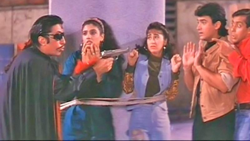 Andaz Apna Apna complete 27 years Raveena Tandon Karishma Kapoor did not talk to each other for this reason