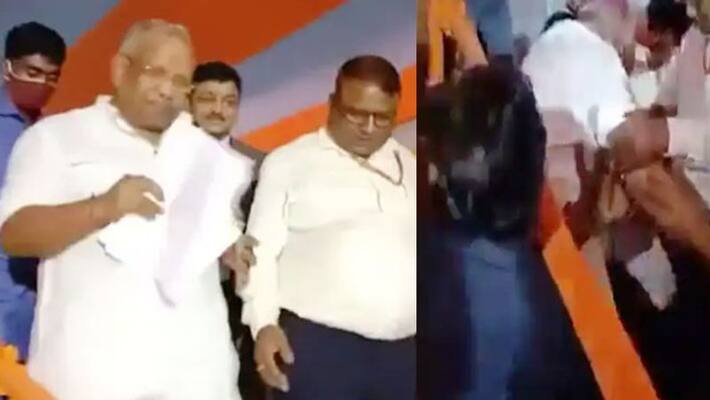 Deputy CM Tarkishore Prasad fell down stairs at an event in Bihar Katihar Deputy CM Tarkishore Prasad fell down stairs at an event in Bihar Katihar