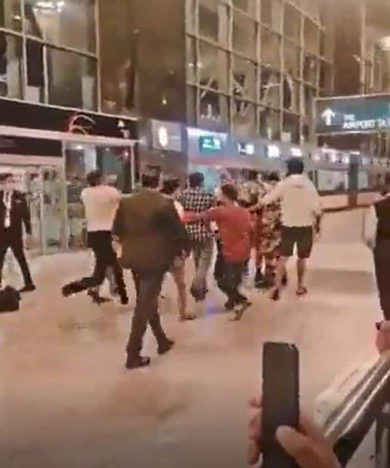 Actor vijay sethupathy attacked in airport viral video