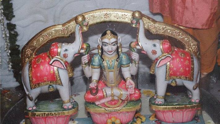 diwali 2021 156 years old mahalaxmi temple in jaipur choti kashi in search of identity diwali 2021 156 years old mahalaxmi temple in jaipur choti kashi in search of identity