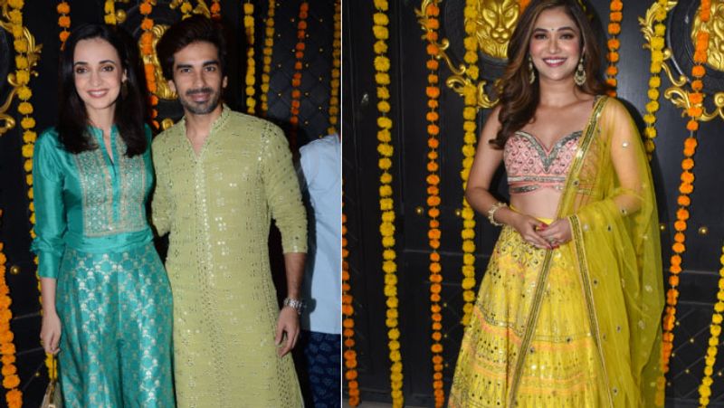 Diwali 2021 Hina Khan Harleen Sethi Karishma Tanna Look Glamorous At Ekta Kapoor Diwali Party
