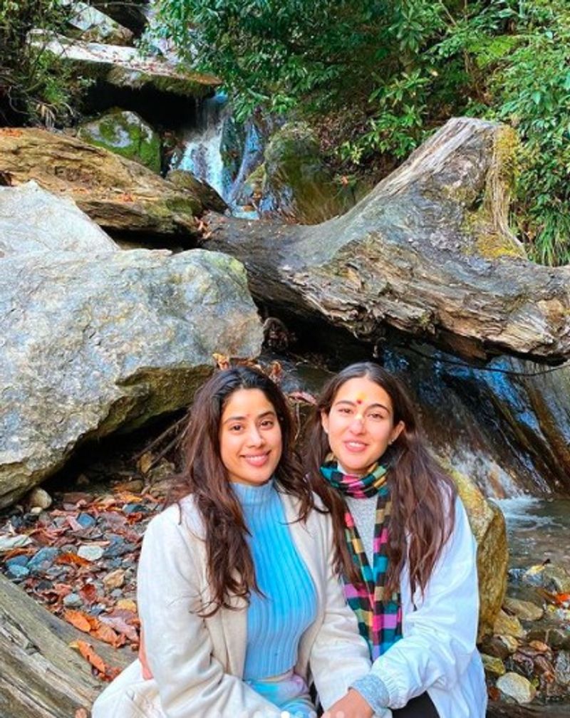 sara ali khan and janhvi kapoor kedarnath trip bjc