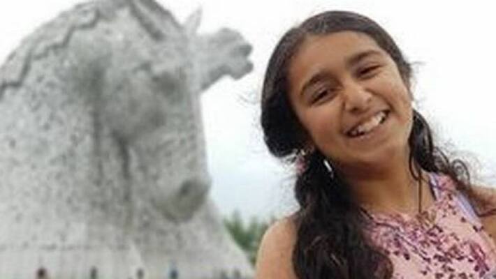 Rucha Chandorkar girl with Mensa IQ score of 162 beats Einstein Rucha Chandorkar girl with Mensa IQ score of 162 beats Einstein