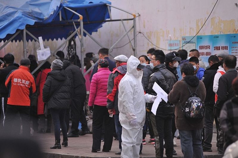 China face a new covid 19 delta variant outbreak