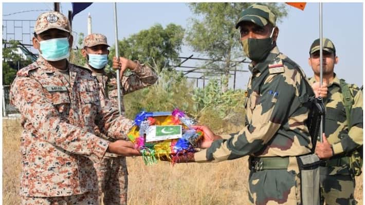india pakistan forces exchanges sweets on the occassion of diwali india pakistan forces exchanges sweets on the occassion of diwali