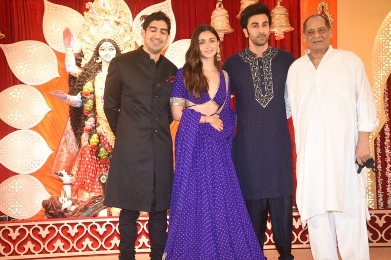 Ranbir Kapoor and alia bhatt diwali 2021 wish photos goes viral on internet bjc