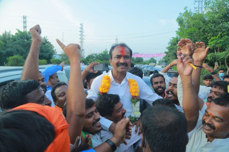 BJP MLA Eatala Rajender Receives Grand Welcome at Hyderabad