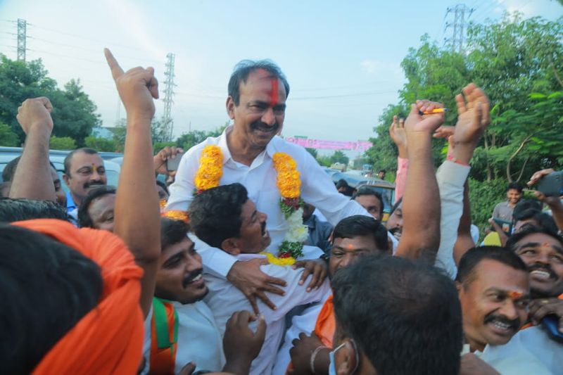 BJP MLA Eatala Rajender Receives Grand Welcome at Hyderabad