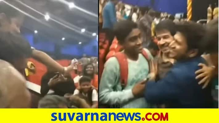 Kannada actor Puneeth Rajkumar reaction to little fan video goes viral vcs Kannada actor Puneeth Rajkumar reaction to little fan video goes viral vcs
