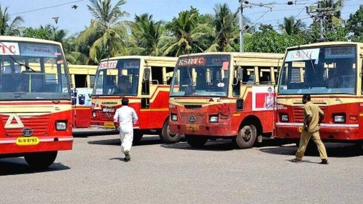Kerala Travellers bear the brunt as KSRTC bus services hit with employees on strike demanding pay revision-dnm Kerala Travellers bear the brunt as KSRTC bus services hit with employees on strike demanding pay revision-dnm