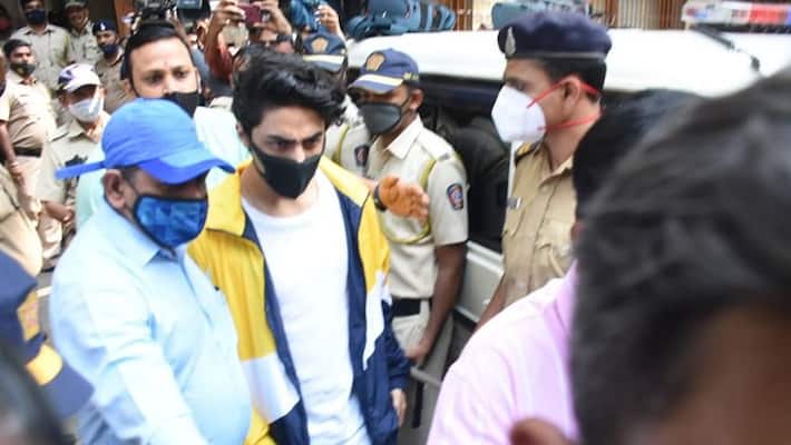 aryan khan summoned by ncb shah rukh khan son skips questioning on sunday NTP aryan khan summoned by ncb shah rukh khan son skips questioning on sunday NTP