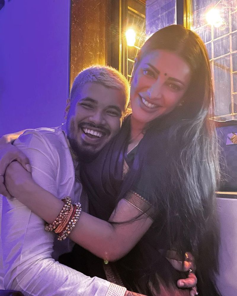 shruthihassan celebrate romantic diwali with her lover viral photo