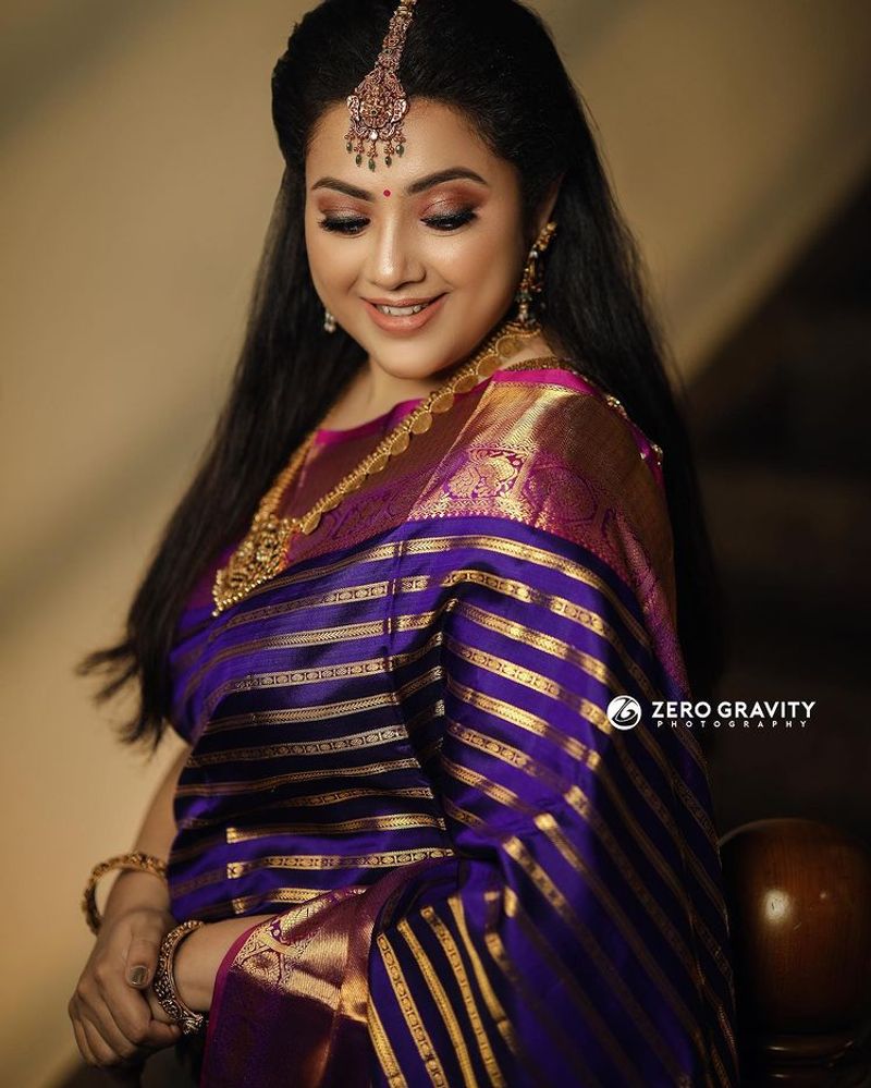 Actress meena celebrating diwali mood latest photo gallery