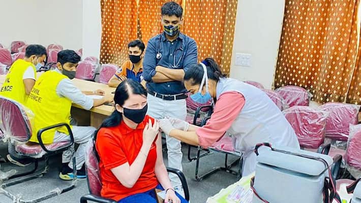 Corona vaccination in India crosses 107.92 crore, Kerala, Maharashtra and Tamil Nadu are getting the most Covid 19 cases KPA Corona vaccination in India crosses 107.92 crore, Kerala, Maharashtra and Tamil Nadu are getting the most Covid 19 cases KPA