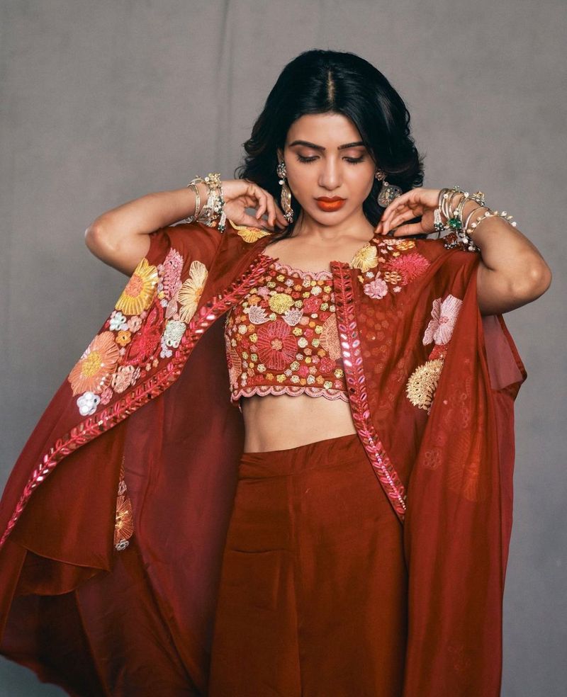 Samantha celebrate this diwali with friends family and her pets viral photos