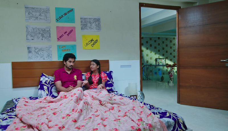 Deepa feels unwanted after overhearing Soundaryas words in todays Karthika deepam serial episode