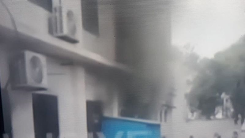 Maharashtra Ahmednagar District Hospital fire incident News update rescue underway UDT