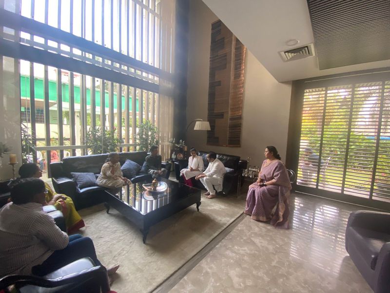 Kannada actress Priyamani visits Puneeth Rajkumar Shivarajkumar house vcs