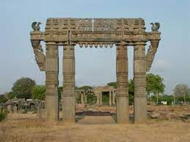 Must visit this major attraction place to visit in telangana full details are here