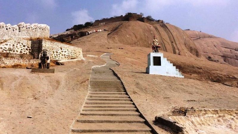 Must visit this major attraction place to visit in telangana full details are here