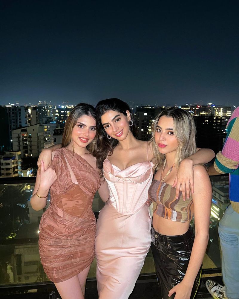 Khushi Kapoor s birthday bash Janhvi Kapoor poses with rumoured ex Akshat Rajan Photos goes Viral BRD