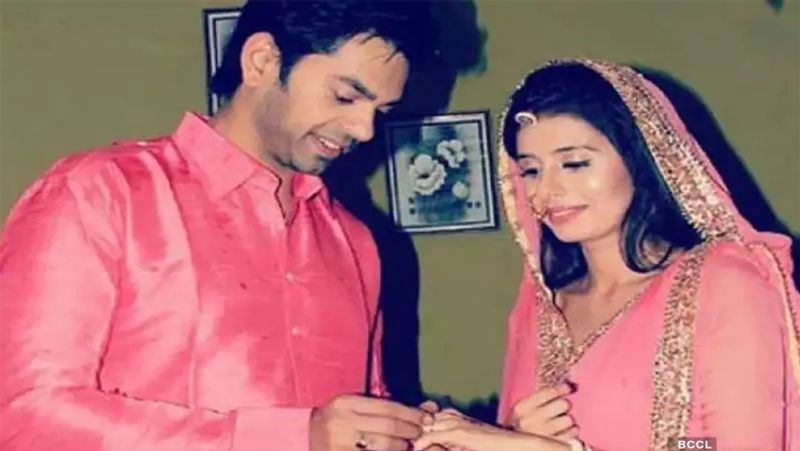 Bhai dooj 2021 onscreen tv show actors who played brother sister and become couple in real life kpg