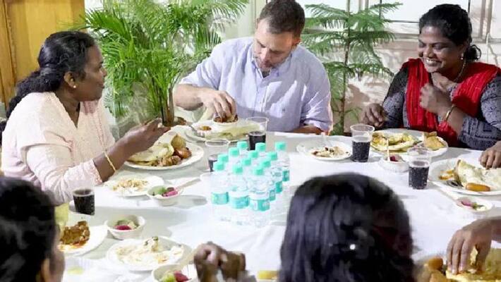 rahul gandhi shares video in which he interacts and having dinner with students rahul gandhi shares video in which he interacts and having dinner with students