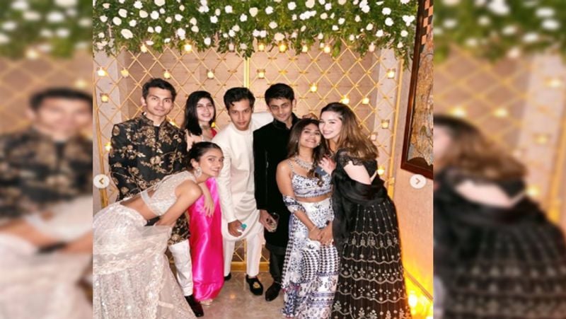 Sachin Tendulkars daughter Sara Tendulkar shares her Diwali look pictures Fans asked about break up with Shubman Gill