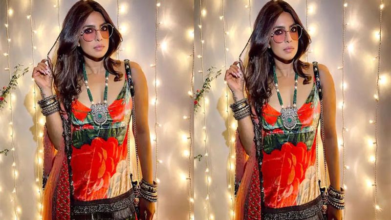 priyanka chopra shared photo on retro look in lilly sing diwali party NTP