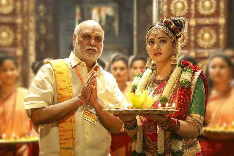 star heroin anushka shetty celebrates her 40th birthday here are few intresting facts about her
