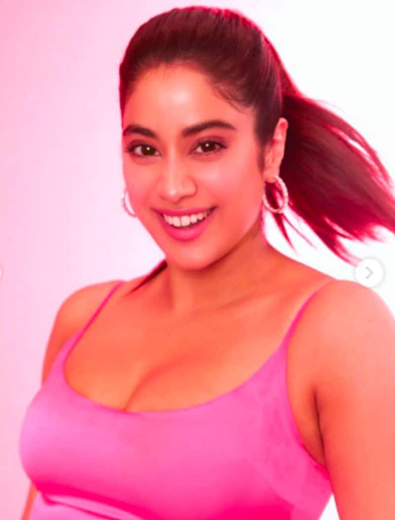 Barbie baby Janhvi Kapoor in hot pink mini dress goes glam in new pics dpl