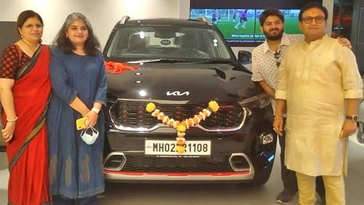 taarak mehta ka ooltah chashmah Actor Jethalal aka dilip joshi buy New Kia Sonata on diwali kpg taarak mehta ka ooltah chashmah Actor Jethalal aka dilip joshi buy New Kia Sonata on diwali kpg