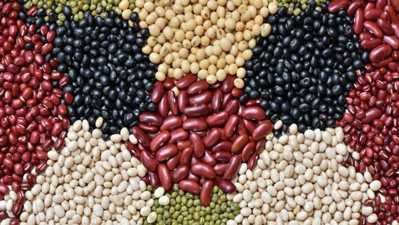 National Cancer Awareness Day 2021: 8 Superfoods That Could Lower Your Risk of Cancer