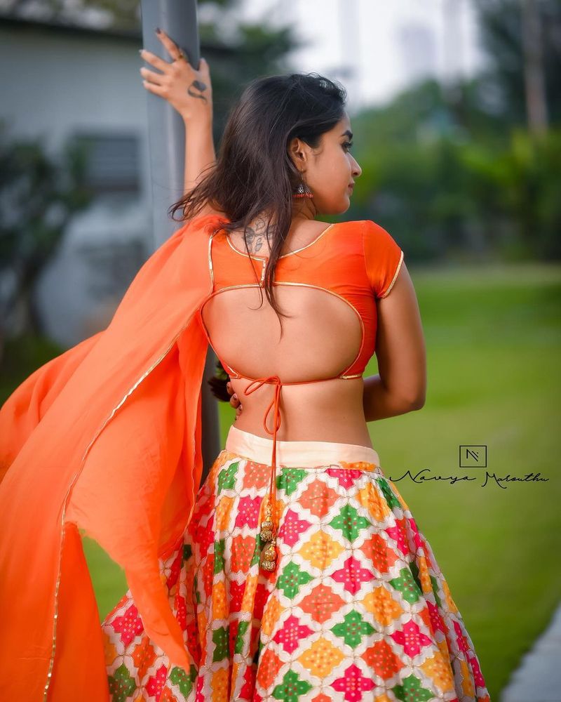 bigg boss fame deepthi sunain goes back less her latest photo sets fire to internet