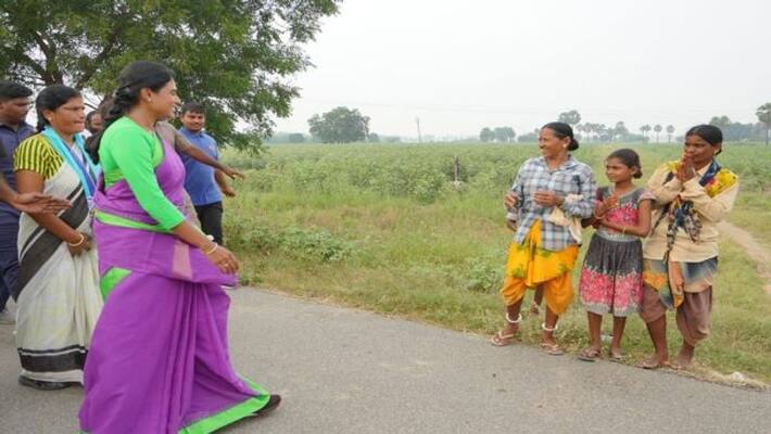 Local body MLC Election Code:YSRTP Chief YS Sharmila stops padayatra Local body MLC Election Code:YSRTP Chief YS Sharmila stops padayatra