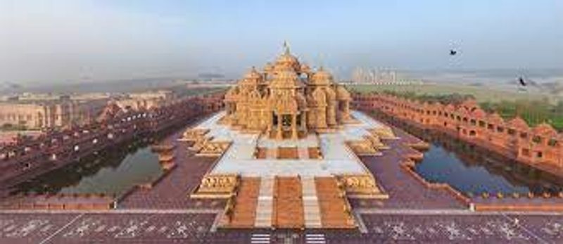 Must visit this places in delhi know full details are here